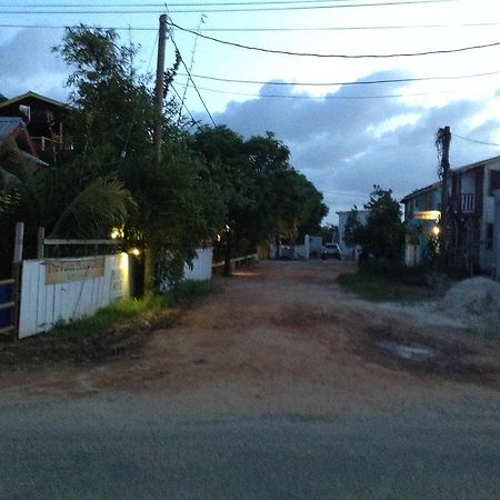 Placencia Hostel Екстер'єр фото