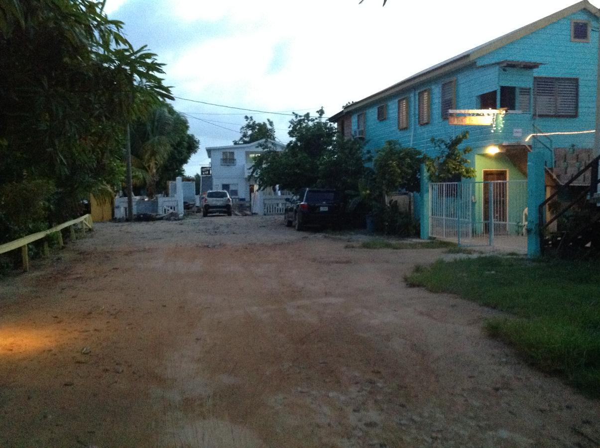 Placencia Hostel Екстер'єр фото